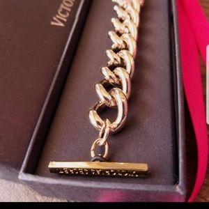 Victoria Secret gold chain bracelet